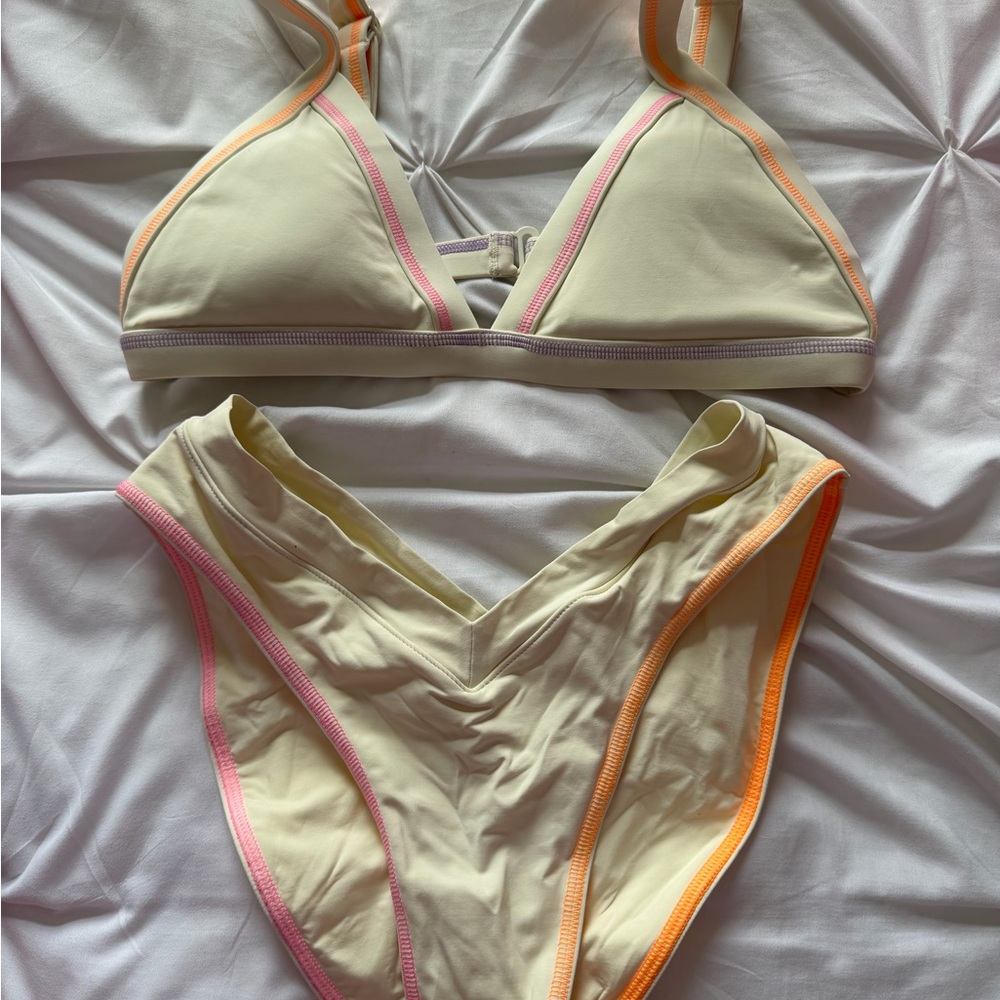 One One bikini